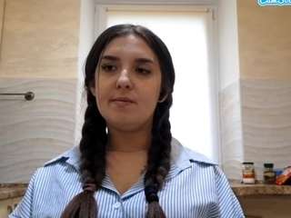 tobibenet's CamSoda show and profile