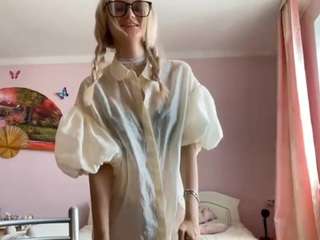 veliaroyals private show