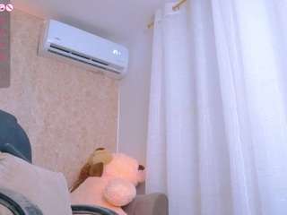 abbyyur's CamSoda show and profile