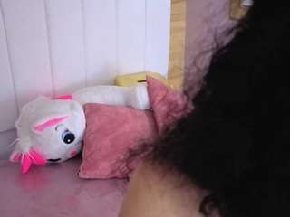 bella-vibes-s webcam