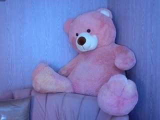 bella-vibes-s webcam model