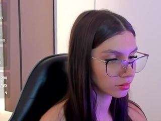 cloee-20 Live Webcam on CamSoda