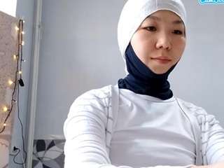 Live webcam model coraliepartington on Soda Cams