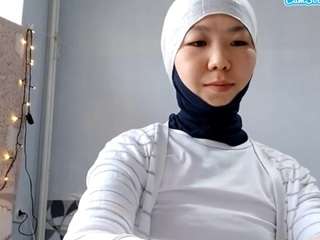 Live webcam model coraliepartington on Soda Cams