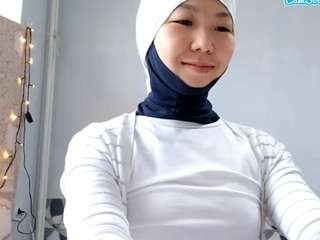 Live webcam model coraliepartington on Soda Cams