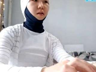 Live webcam model coraliepartington on Soda Cams