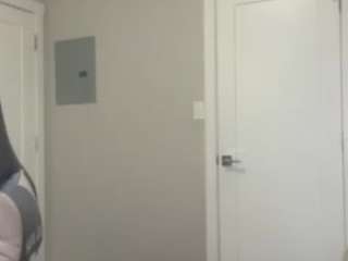 cuvribaby's CamSoda show and profile