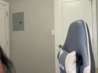 cuvribaby's CamSoda show and profile