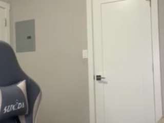 le modèle cuvribaby est en webcam porno dans un show sur le site camsoda, il possède les tags suivants: ass,natural,toys,thick,tease,strip,squirter,spank,solo,smoking,shaved pussy,sexy,sex toys,pussy,nipple piercings,athletic,nature,naked,cute,bedroom