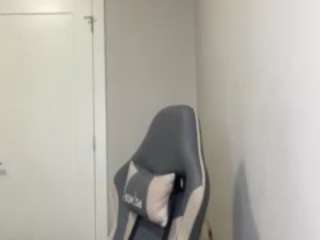 cuvribaby's CamSoda show and profile