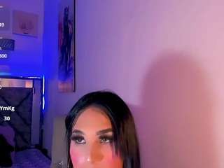 isabella-hot