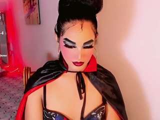 isabella-hot