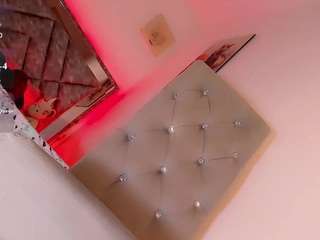 isabella-hot Sex Cam Show
