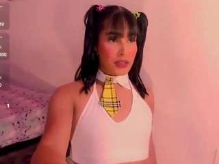 isabella-hot