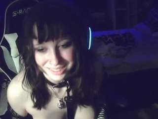 Make me Unemployed (Rewards a party/strip!) [6199 tokens remaining]