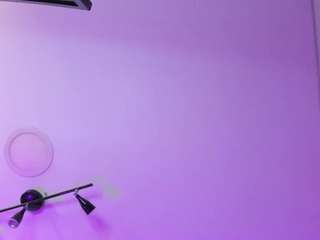melanie-rouxs live cam preview