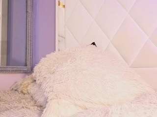 Melodyhantz's cam show statistics and live stream