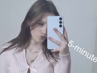 rossiefontecchio's CamSoda show and profile