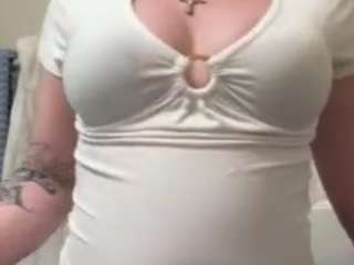 ur-fav-brat Live Webcam on CamSoda