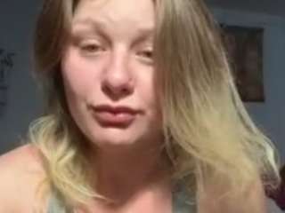 ur-fav-brat, recent webcam model, live from Camsoda