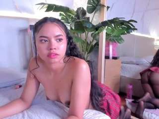 Live webcam model april-grey on Soda Cams