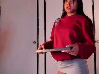 april-grey Live Webcam on CamSoda