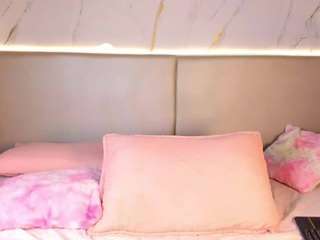 april-grey live webcam show
