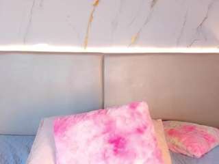 april-grey live webcam show