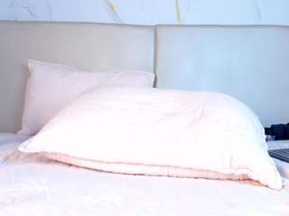 April Grey live webcam show