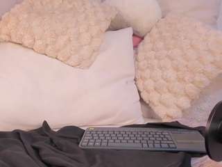 april-grey's live room
