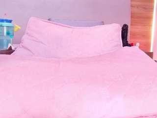 aurora-mr live webcam show