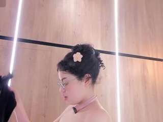 Chloe-Cortez live cam preview