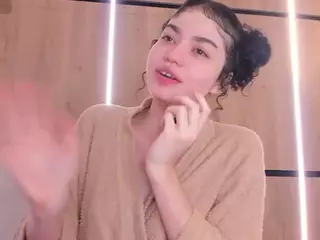 Chloe-Cortez