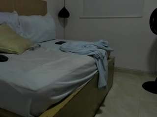 cloey-07 Live Webcam on CamSoda