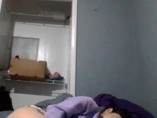 crazygirl24's CamSoda show and profile