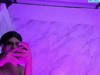 Estefania-robles live webcam show