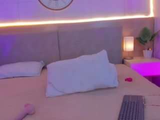 Live webcam model lana-kalyx on Soda Cams