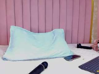 Lana Kalyx live cam