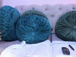 lynara-norien webcam