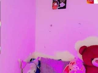 snow-kiim Live Webcam on CamSoda