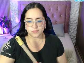 sofia-davis23 Live Webcam on CamSoda