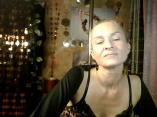 SoniaWomen live webcam show