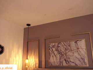 viky-petitee live cam profile