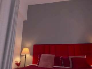 viky-petitee live cam preview