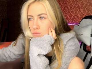 ashlynsturman Live Webcam on CamSoda