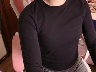 emmars's CamSoda show and profile