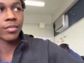 jakwangoescrazy Live Webcam on CamSoda