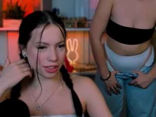 Live webcam model mira-vibe on Soda Cams