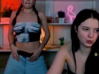 Live webcam model mira-vibe on Soda Cams