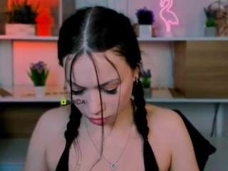 Live webcam model mira-vibe on Soda Cams